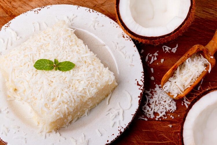 Bolo de Tapioca com Coco